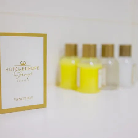 Hotel Holiday-3
